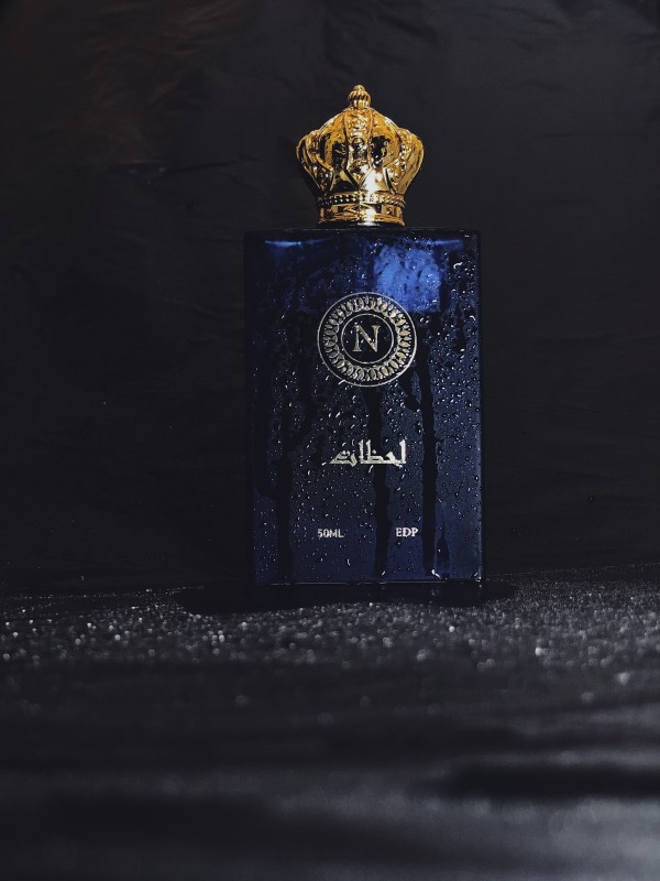 عطر لحظات